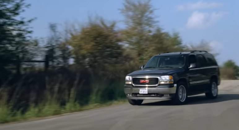 2005 GMC Yukon in Fire from Below