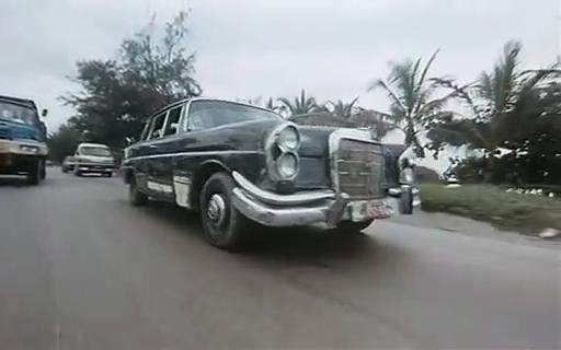 Mercedes-Benz 220 S