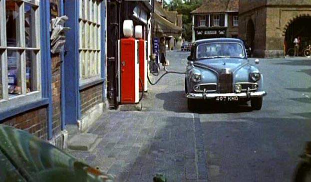 Humber Super Snipe Mk IVb