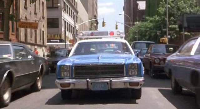 Lincoln Continental Mark IV