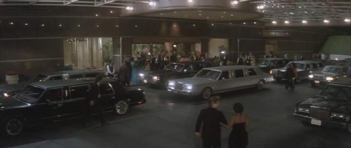 Lincoln Town Car Stretched Limousine