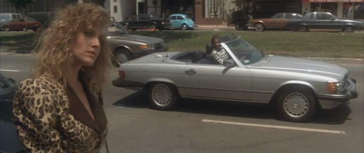 Mercedes-Benz 560 SL