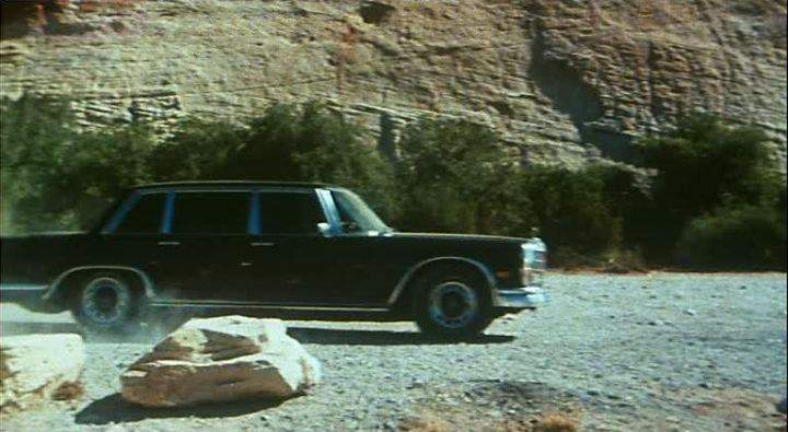 Mercedes-Benz 600