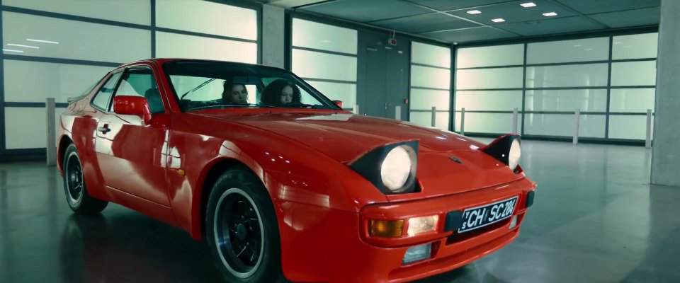 Porsche 944