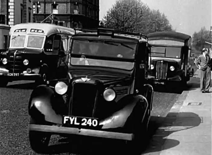 Austin 12/4 Taxi