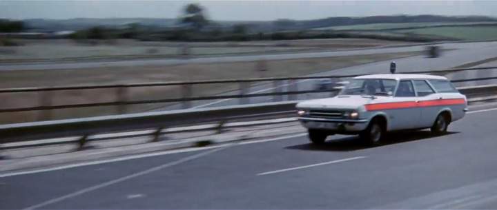 Vauxhall Victor 3300 Estate