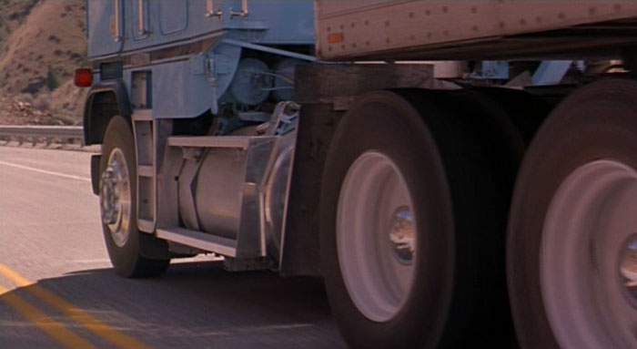 Freightliner FLA