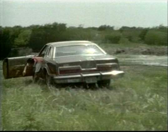 1978 Ford Thunderbird in Lethal Seduction