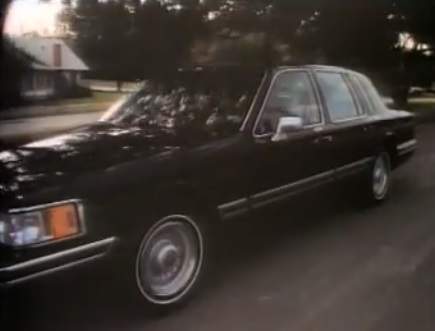 1993 Lincoln Town Car in Lethal Seduction