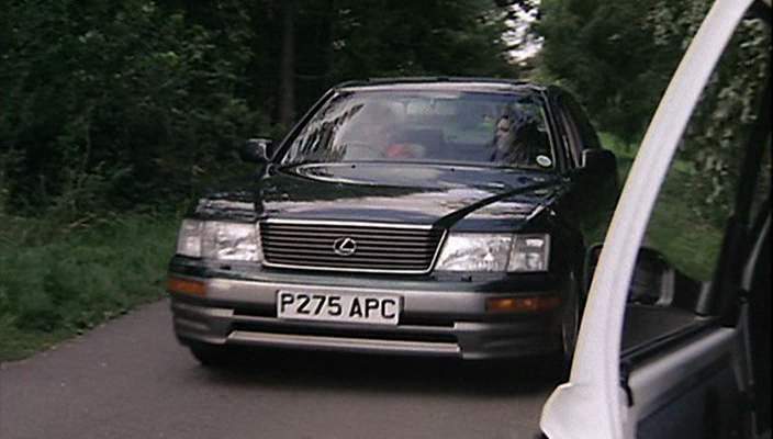 Lexus LS 400