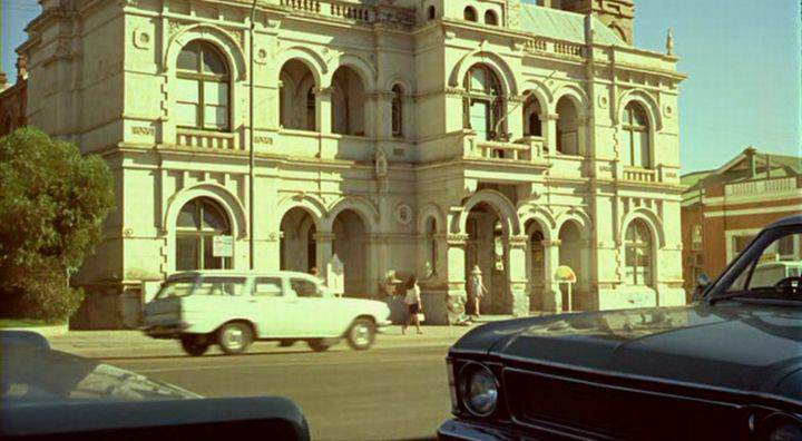 Holden Standard