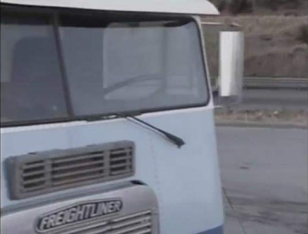 Freightliner FLA