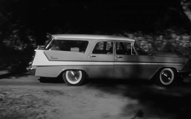 Plymouth Sport Suburban