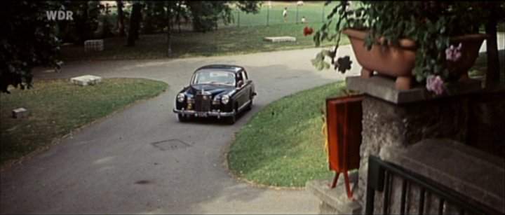 Mercedes-Benz 180
