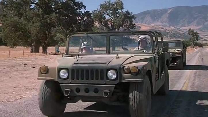 AM General HMMWV M1113