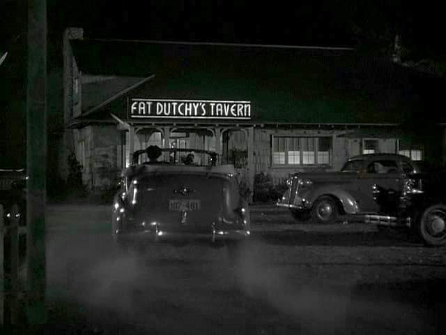 Plymouth De Luxe