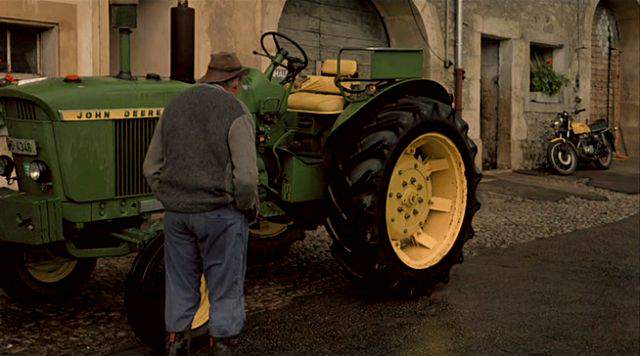 John Deere 3010