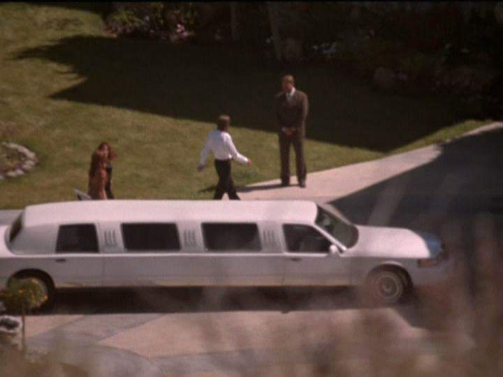 Lincoln Town Car Stretched Limousine