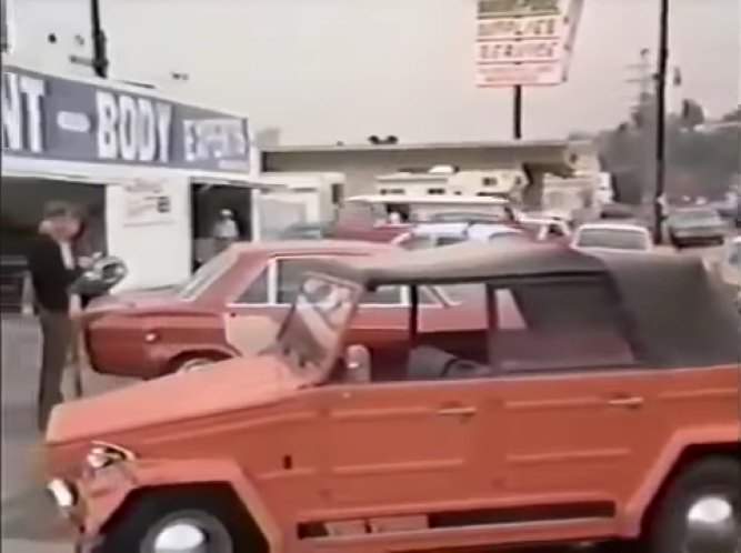 Audi 100 C1
