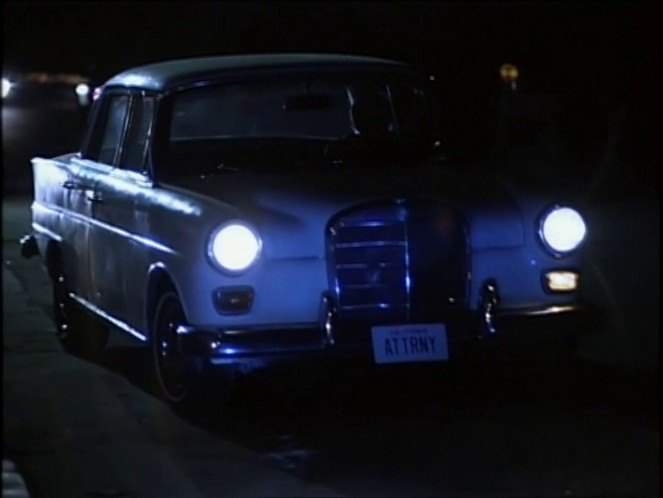 Mercedes-Benz 200