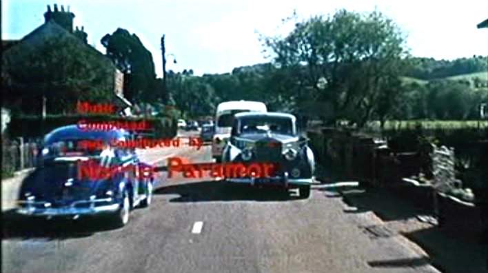 Volkswagen De Luxe Saloon