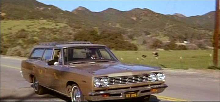 Plymouth Satellite