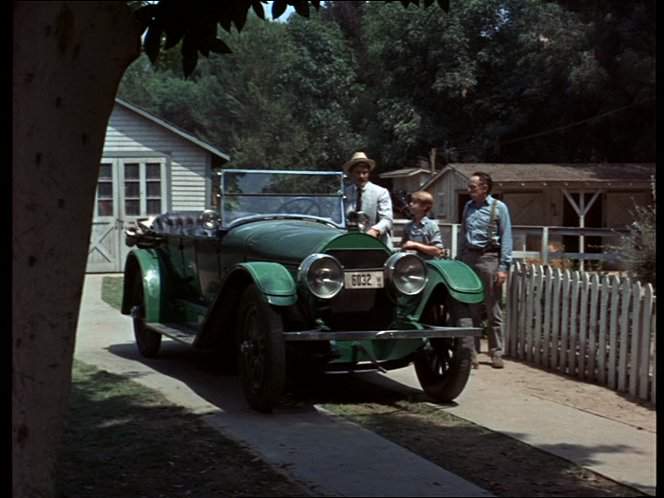1922 Locomobile Model 48 in Rascal