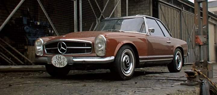 Mercedes-Benz 230 SL