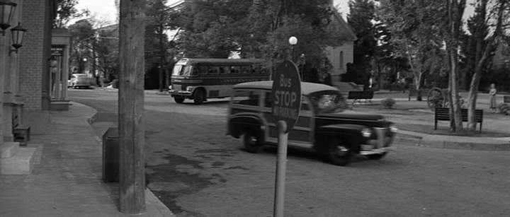 Ford De Luxe Station Wagon