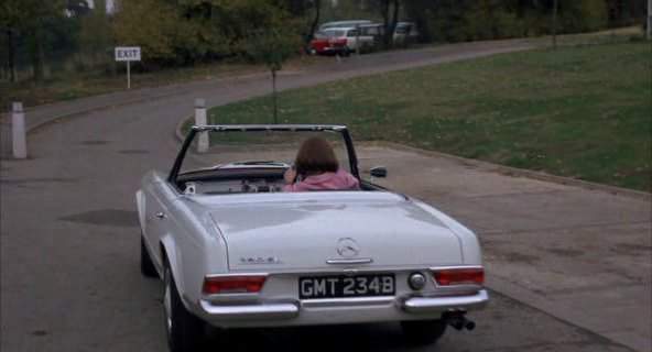 Mercedes-Benz 230 SL