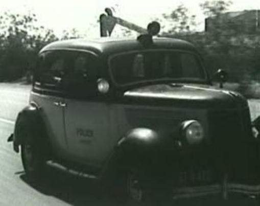 Ford V8 De Luxe