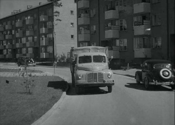 Mercedes-Benz 220