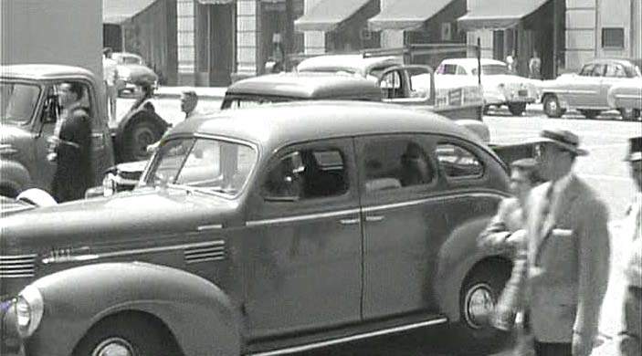 Chrysler Royal