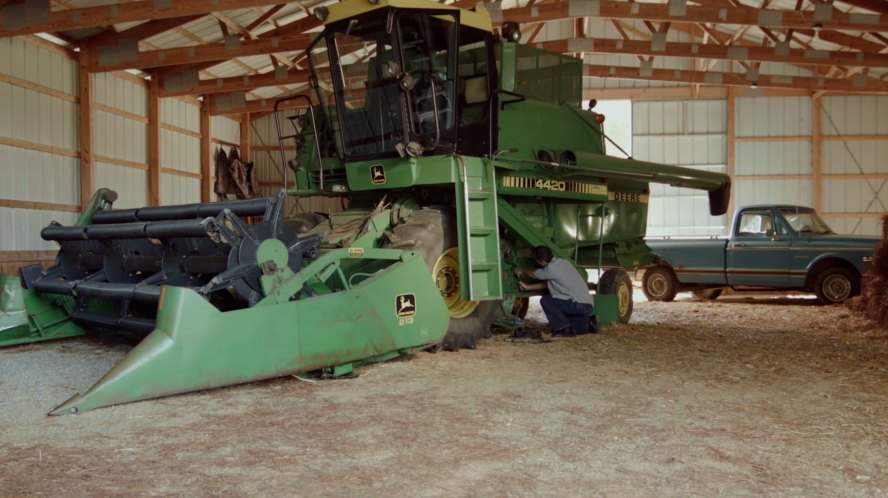 John Deere 4420