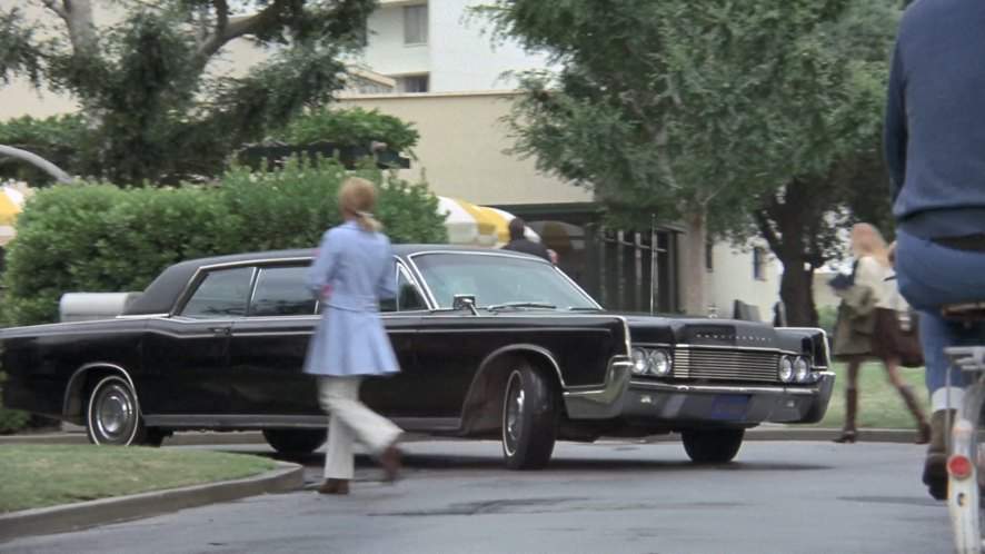 Lincoln Continental Executive Limousine