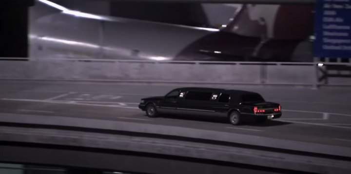 Lincoln Town Car Stretched Limousine