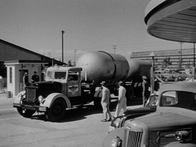 Peterbilt 270