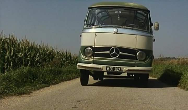 Mercedes-Benz O 319