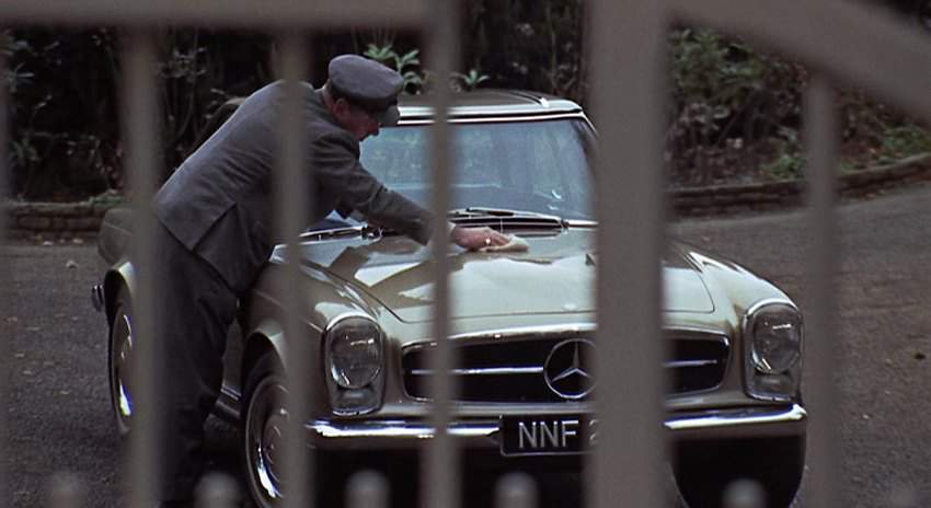Mercedes-Benz 250 SL