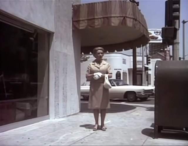 Cadillac Sedan DeVille