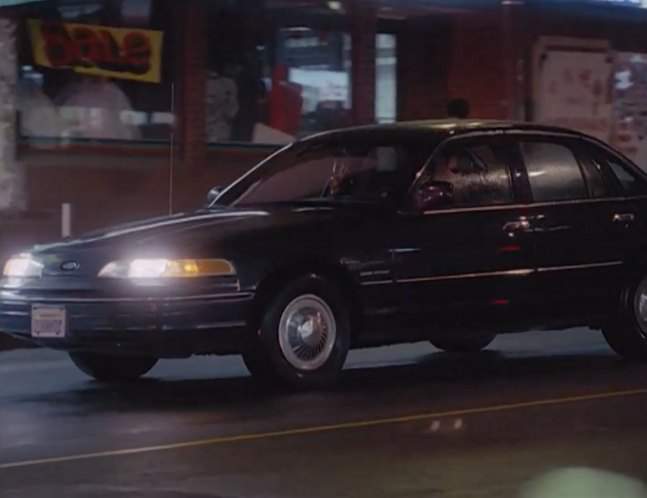 Ford Crown Victoria