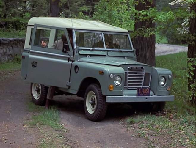 Land-Rover 88'' Series III Station Wagon