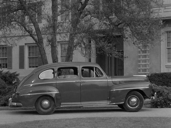 Ford Super De Luxe