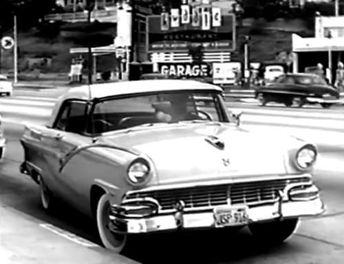 Ford Fairlane Sunliner