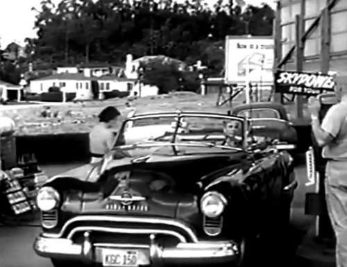 Oldsmobile 76 Futuramic
