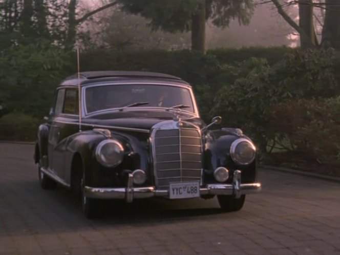 Mercedes-Benz 300 b