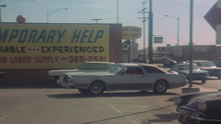 Lincoln Continental Mark IV