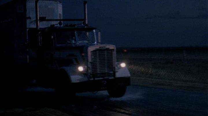 White-Freightliner WFC-12064T