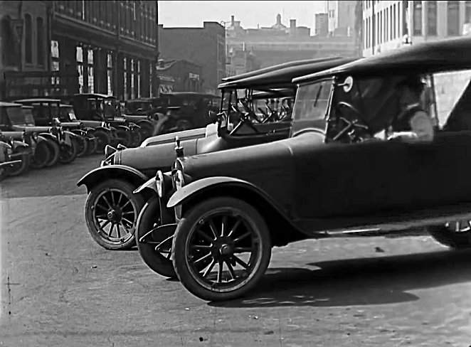 1921 Buick Series 21 in Cops