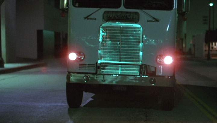 Freightliner FLT